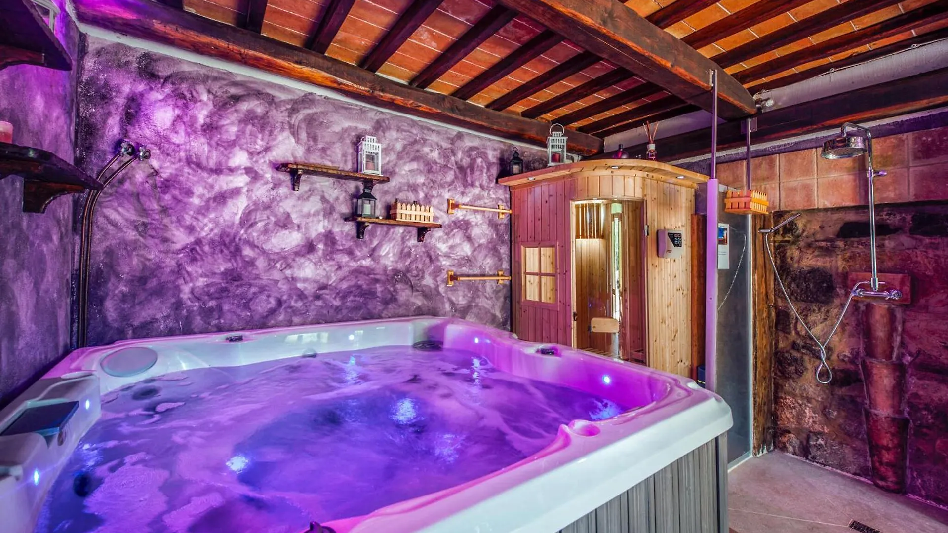 Nice Apartment In Castiglione Dorcia With Sauna 카스틸리오니도르시아